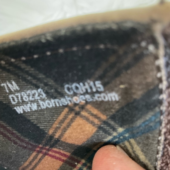 NEW Born Women's Espresso Dark Brown Combo Nevica Leather Boots Size 7 - Picture 10 of 10